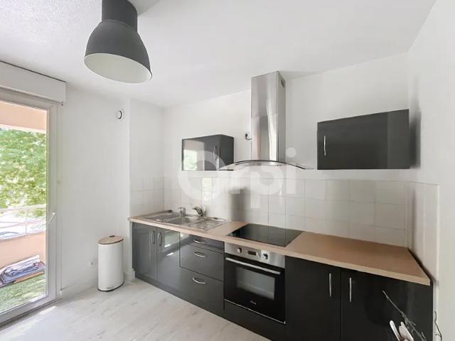 Location Appartement Rue Louis Aragon, Saint Pantaléon de Larche