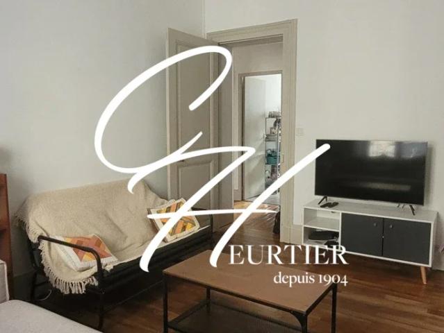 Location Appartement Rue Louis Barbillon, Grenoble
