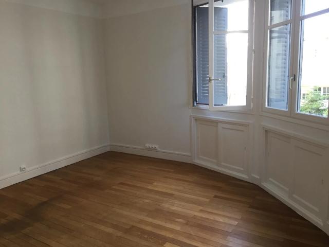 Location Appartement Rue Louis Becker, Villeurbanne