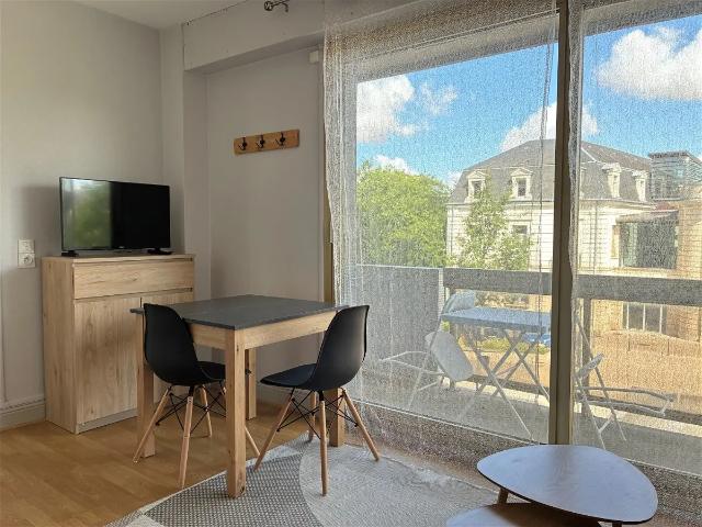 Location Appartement Rue Louis Blanc, Châteauroux