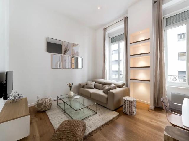 Location Appartement Rue Louis Blanc, Lyon