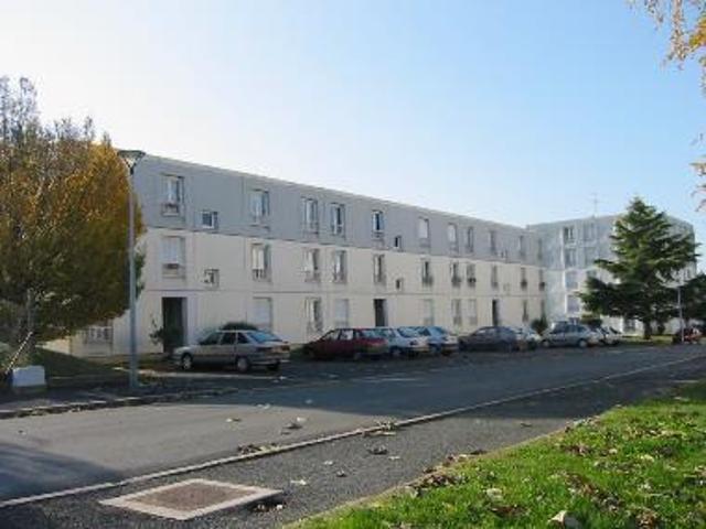Location Appartement Rue Louis Braille, Buzançais