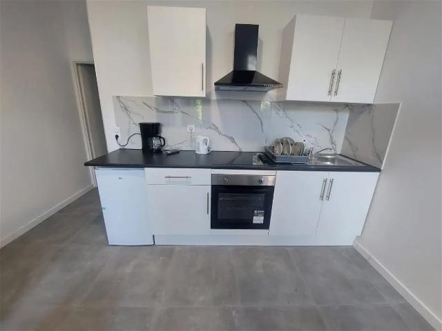 Location Appartement Rue Louis Galvani, Villeurbanne