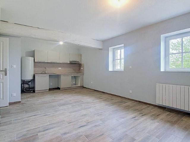 Location Appartement Rue Louis Moreau, Étampes