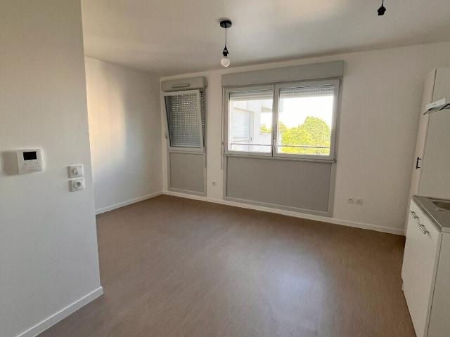 Location Appartement Rue Louis Scocard, Orsay