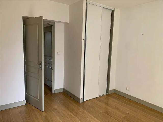 Location Appartement Petite Rue du Séminaire, Saintes