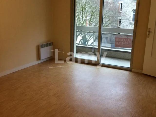 Location Appartement Rue Louis Postel, Rennes
