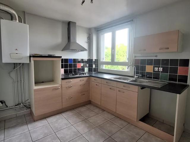 Location Appartement Rue Louis Pasteur, Rilhac Rancon