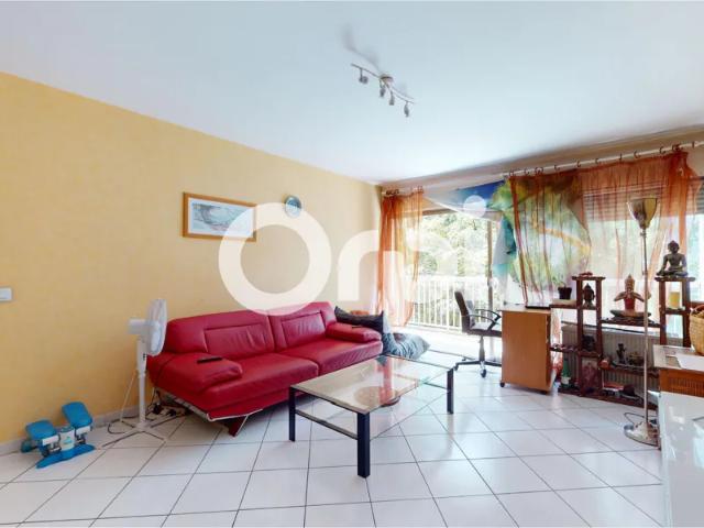 Location Appartement Rue Louis Pergaud, Bron