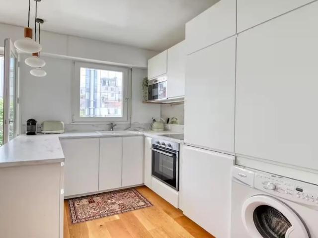 Location Appartement Rue Louis Rouquier, Levallois Perret
