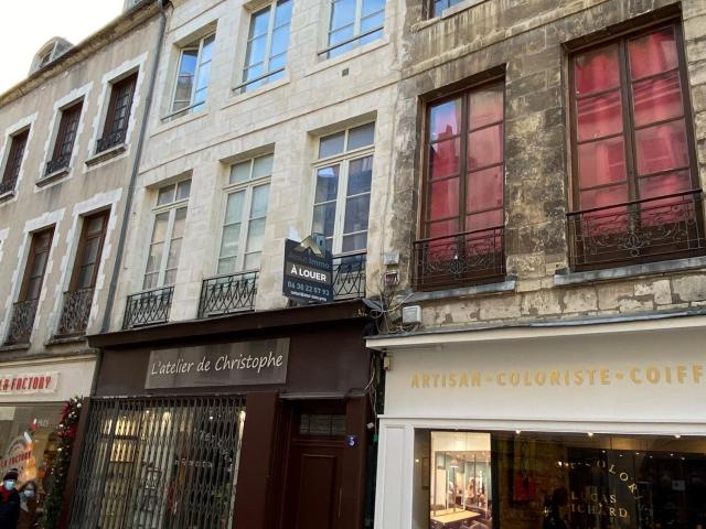 Location Appartement Rue Louis Roguet, Orléans