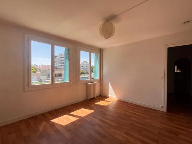 Location Appartement Rue Louis Vitet, Toulouse