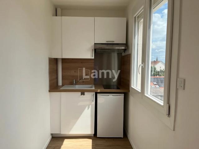 Location Appartement Rue Louis Viardot, Dijon
