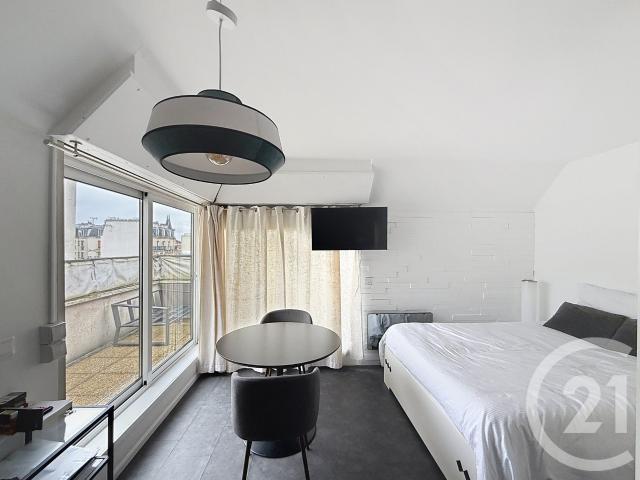 Location Appartement Rue Louise Michel, Levallois Perret