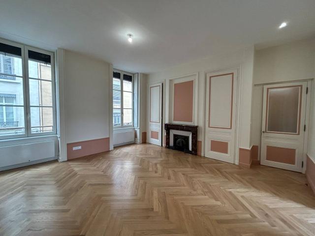 Location Appartement Rue Laurencin, Lyon