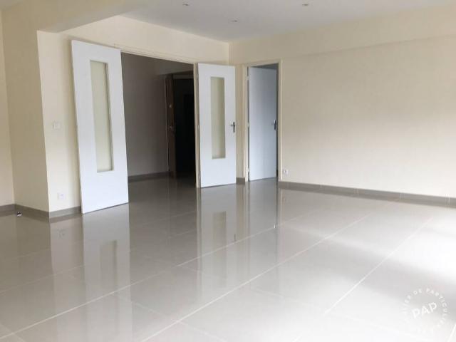 Location Appartement Rue Laurent Fignon, Montigny le Bretonneux