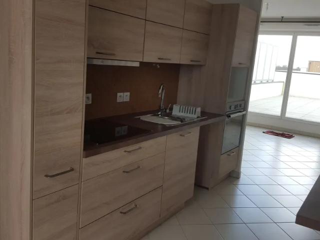 Location Appartement Rue Laurent Fignon, Villenave d'Ornon