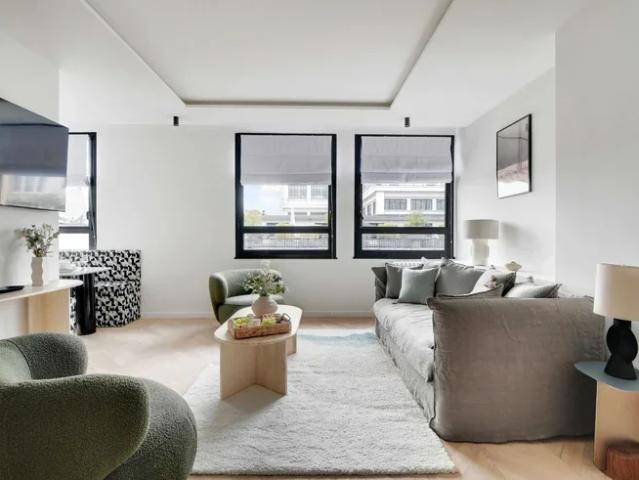 Location Appartement Rue La Boétie, Paris