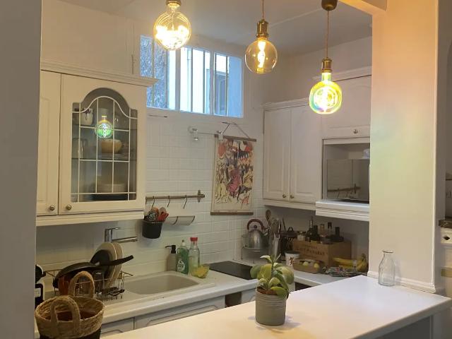Location Appartement Rue la Vieuville, Paris