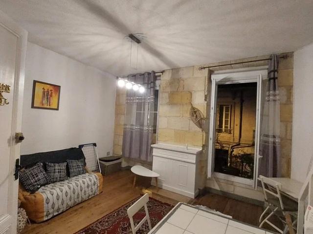 Location Appartement Rue Lacornée, Bordeaux