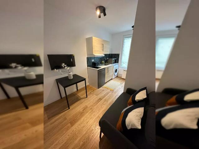 Location Appartement Rue Lacroix, Paris