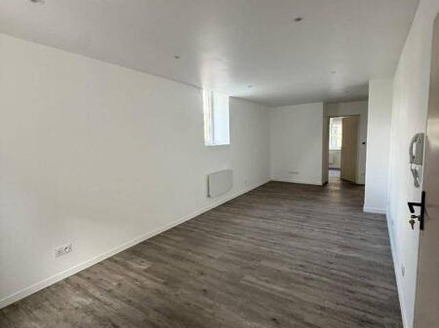 Location Appartement Rue Lacretelle, Mâcon