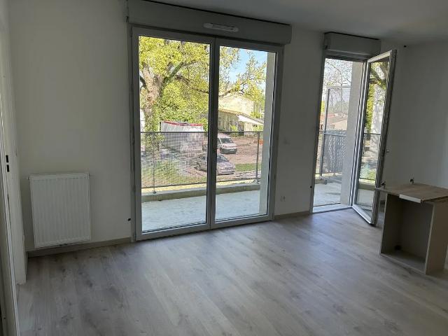 Location Appartement Rue Lafayette, Bassens