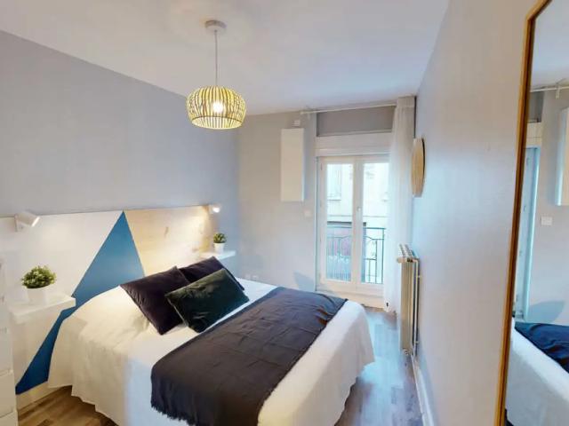 Location Appartement Rue Lafontaine, Bordeaux