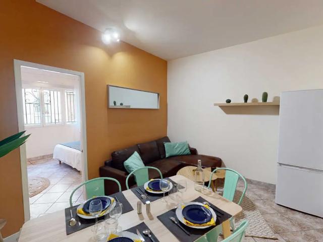 Location Appartement Rue Lafontaine, Bordeaux