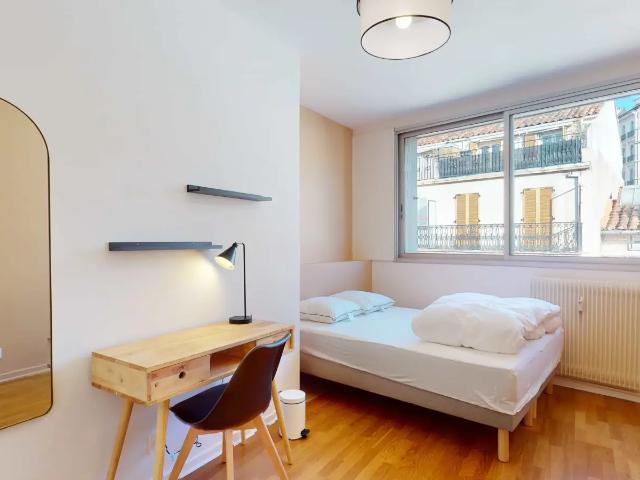 Location Appartement Rue Lafon, Marseille