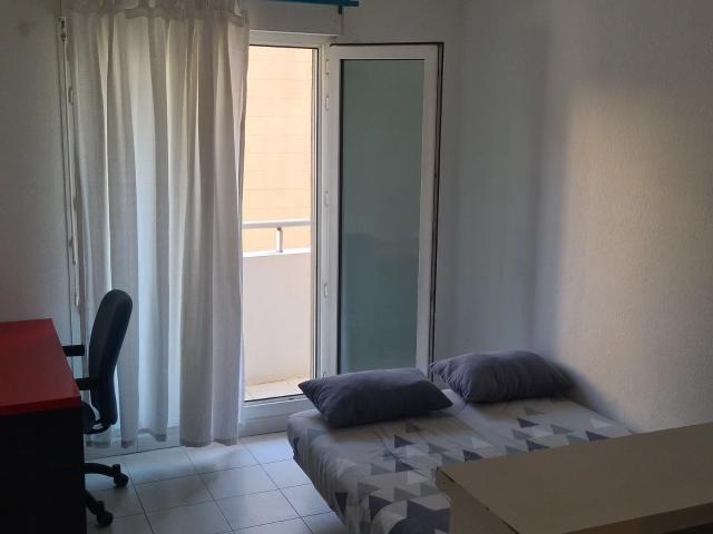 Location Appartement Rue Laforest, Marseille
