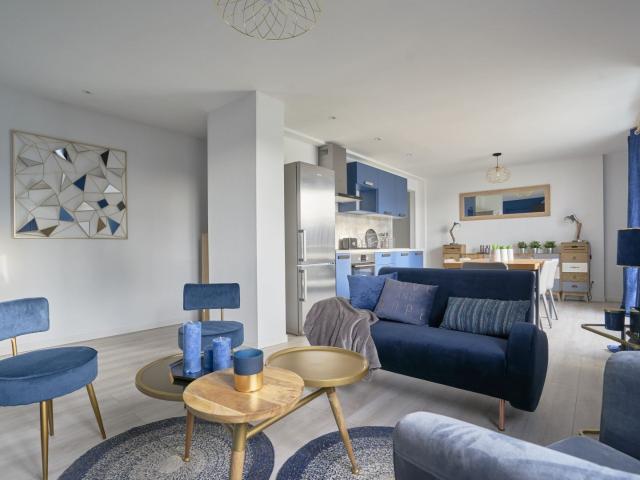 Location Appartement Rue Lagrive, Reims