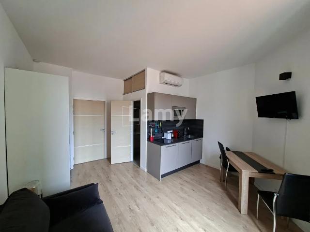 Location Appartement Rue Lamartine, Nice
