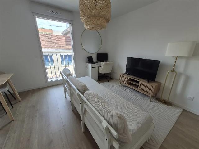 Location Appartement Rue Lamartine, Lille