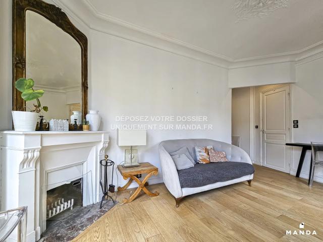 Location Appartement Rue Lamarck, Paris
