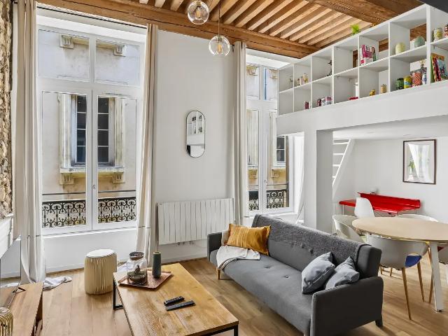 Location Appartement Rue Lanterne, Lyon