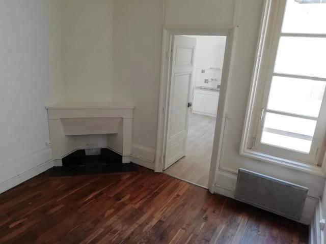 Location Appartement Rue Lanterne, Lyon