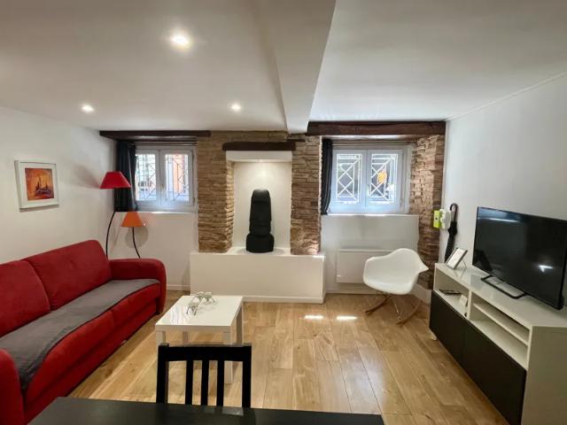 Location Appartement Rue Lapeyrouse, Toulouse