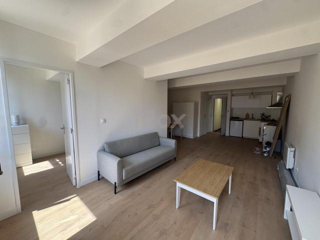 Location Appartement Rue Larmodieu, Toulon