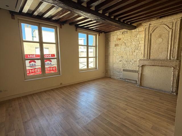 Location Appartement Rue Leverrier, Caen
