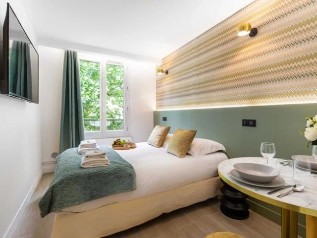Location Appartement Rue Leblanc, Paris