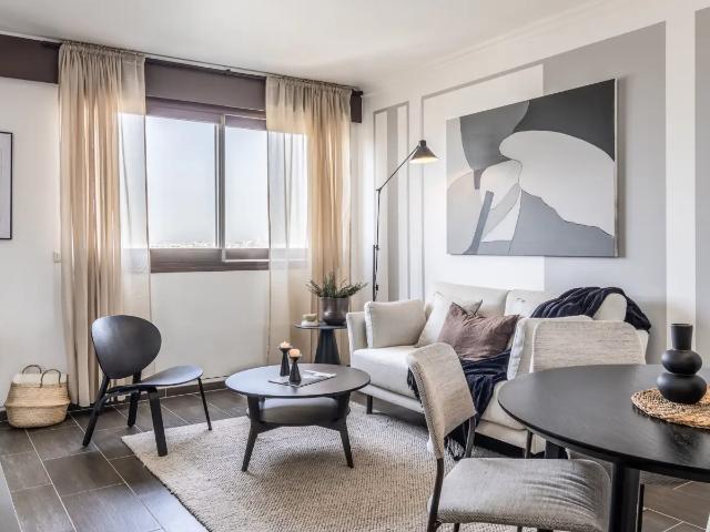 Location Appartement Rue Leblanc, Paris
