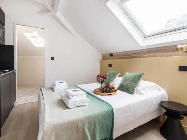 Location Appartement Rue Leblanc, Paris