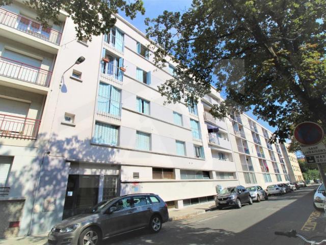 Location Appartement Rue Lebrix, Saint Martin d'Hères