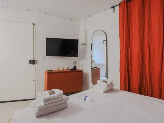 Location Appartement Rue Lechapelais, Paris