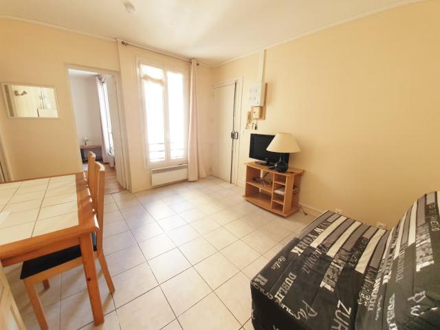 Location Appartement Rue Lechapelais, Paris