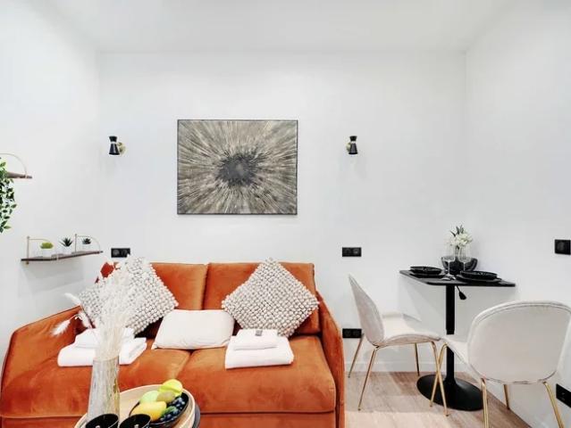 Location Appartement Rue Lechapelais, Paris