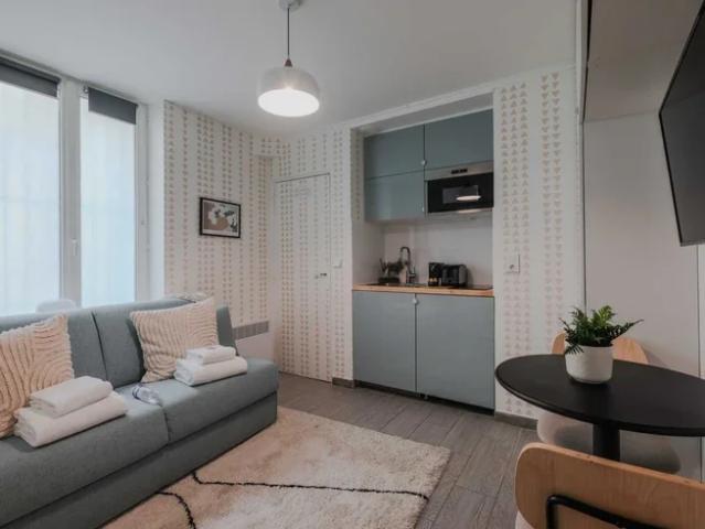 Location Appartement Rue Lechapelais, Paris