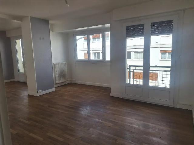 Location Appartement Rue Lecouturier, Lisieux