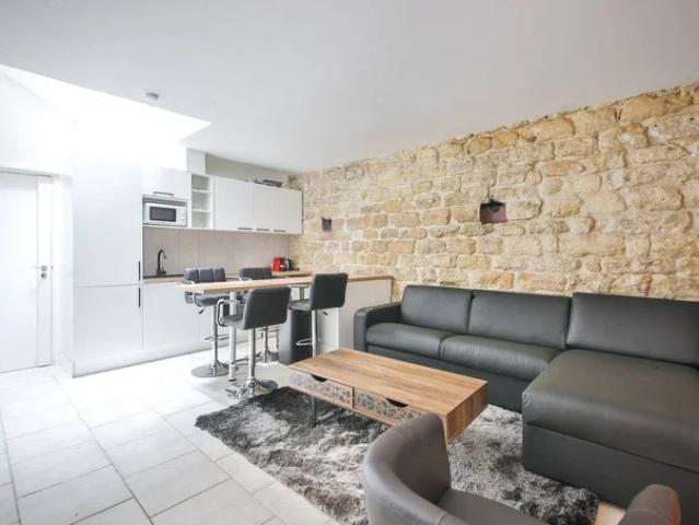 Location Appartement Rue Lecourbe, Paris
